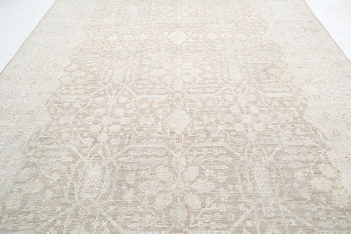 Serenity 8’ 9″ x 15’ 7″ - No. AV56704 - ALRUG Rug Store