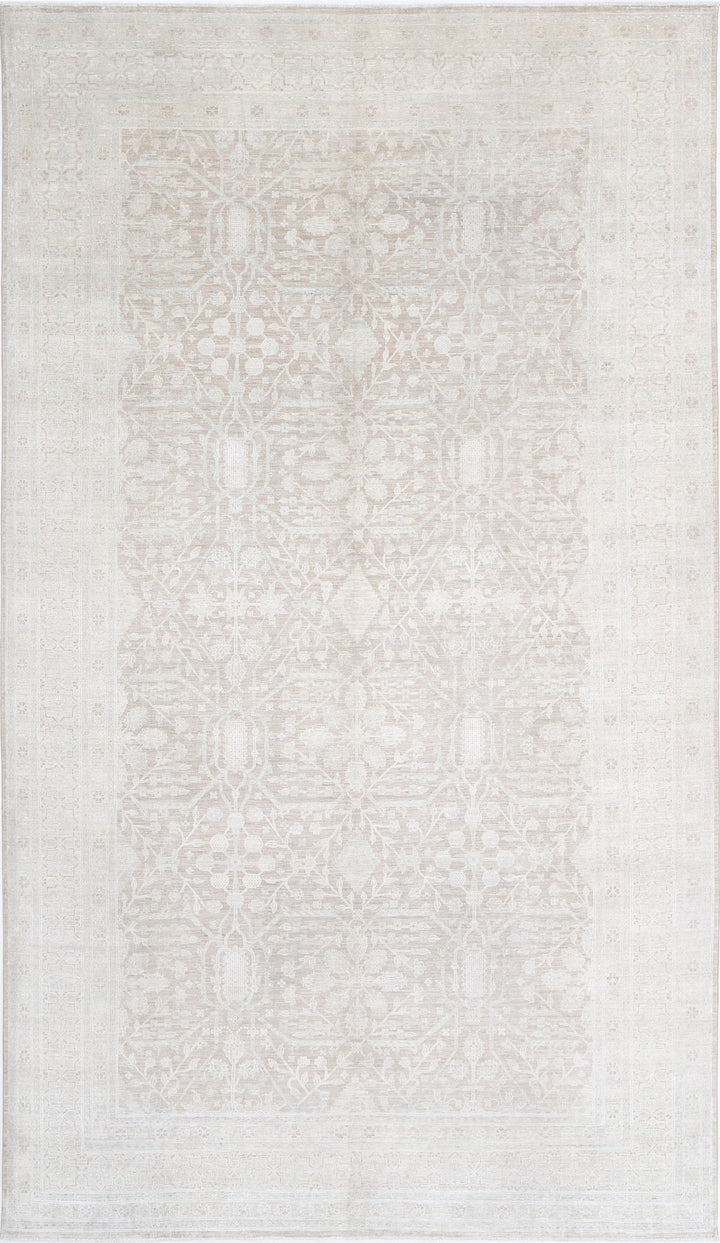 Serenity 8’ 9″ x 15’ 7″ - No. AV56704 - ALRUG Rug Store
