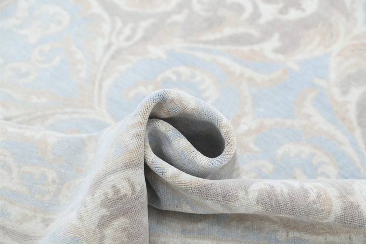 Serenity 5’ 1″ x 9’ 8″ - No. AV19972 - ALRUG Rug Store