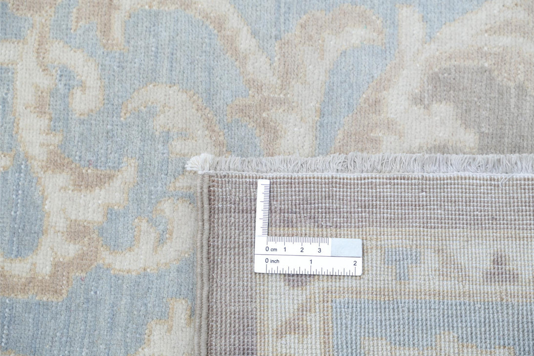 Serenity 5’ 1″ x 9’ 8″ - No. AV19972 - ALRUG Rug Store