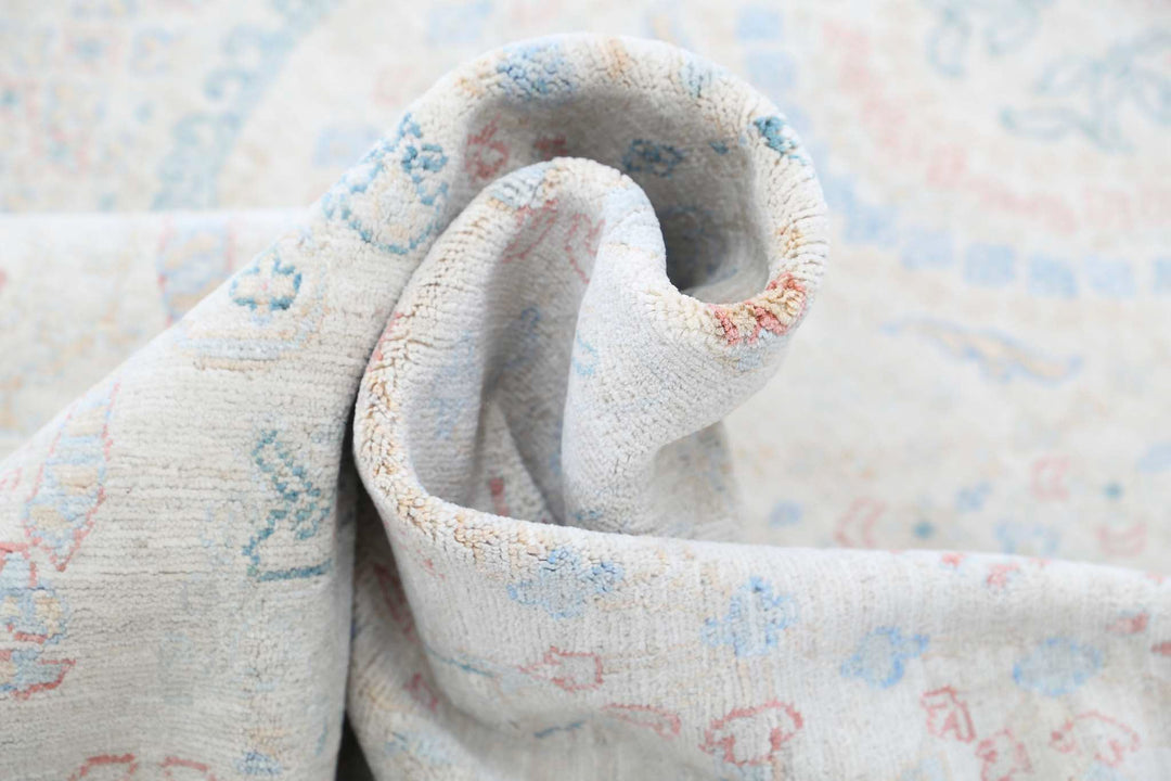 Hand Knotted Fine Artemix Wool Rug 9' 10" x 13' 8" - No. AT40690