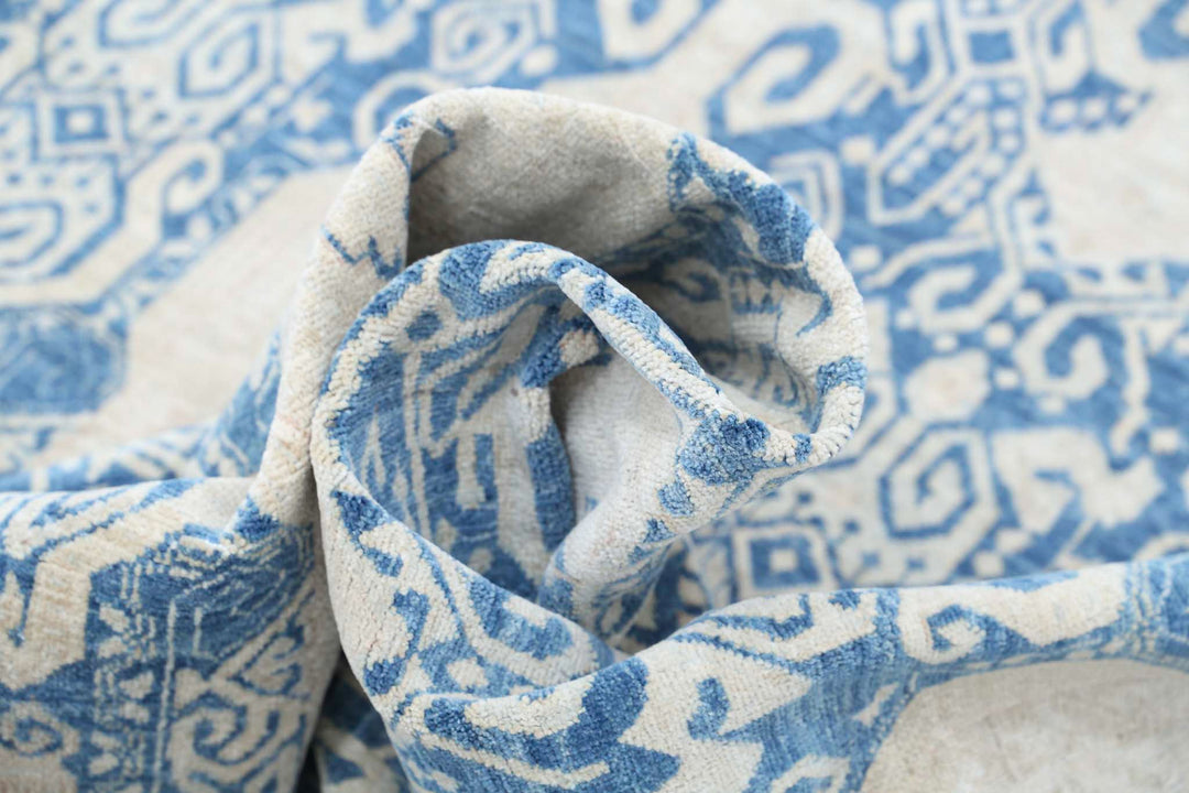 Hand Knotted Fine Artemix Wool Rug 8' 9" x 11' 3" - No. AT40006