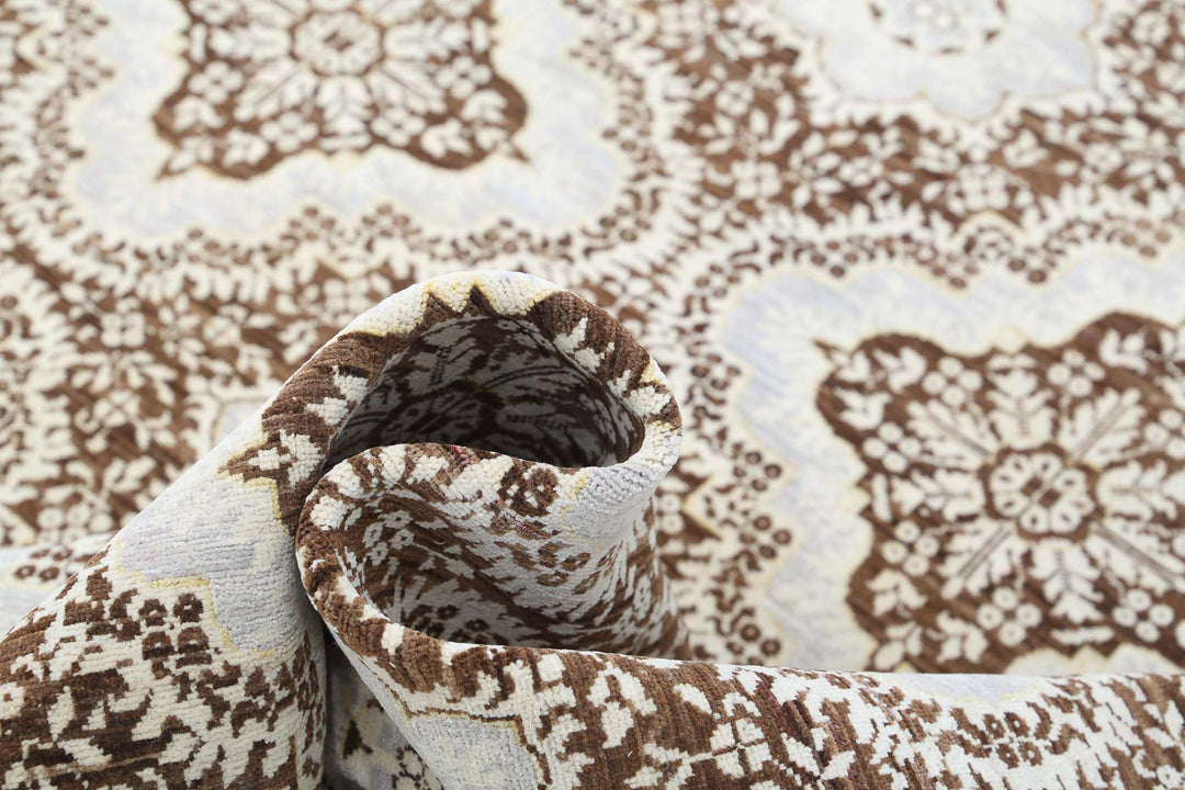 Hand Knotted Fine Artemix Wool Rug 7' 11" x 10' 0" - No. AT81482