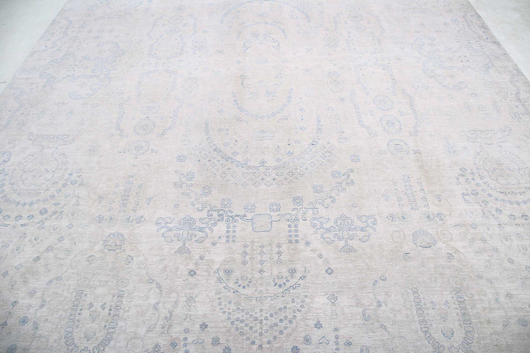 Hand Knotted Fine Artemix Wool Rug 9' 8" x 13' 2" - No. AT76375