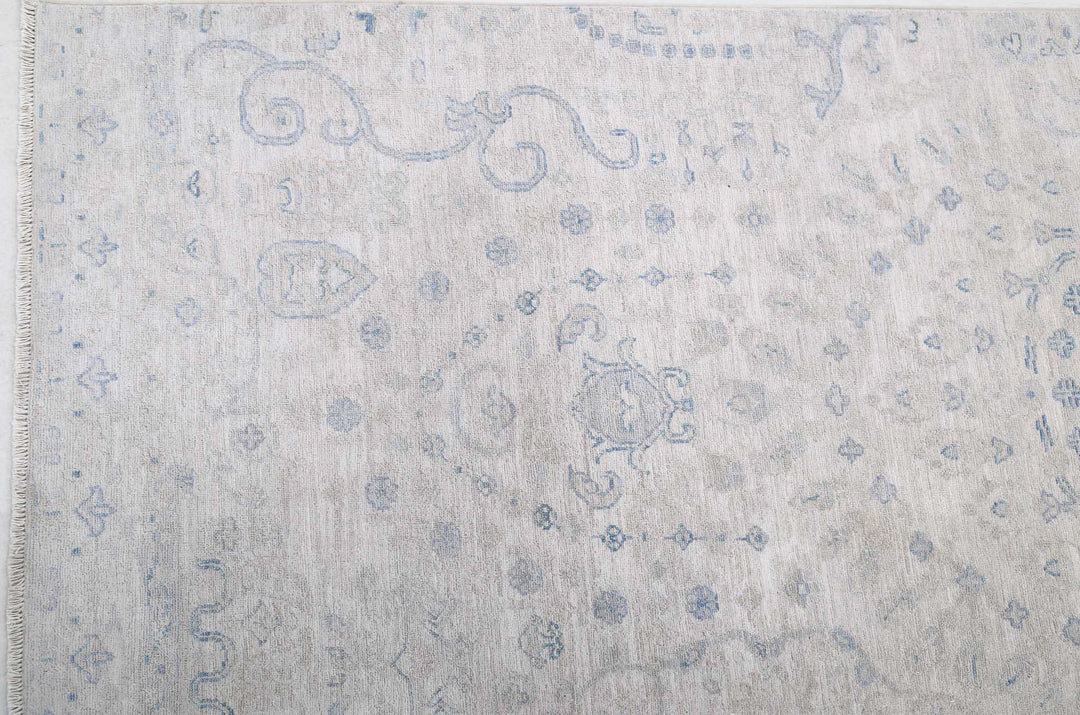 Hand Knotted Fine Artemix Wool Rug 9' 8" x 13' 2" - No. AT76375