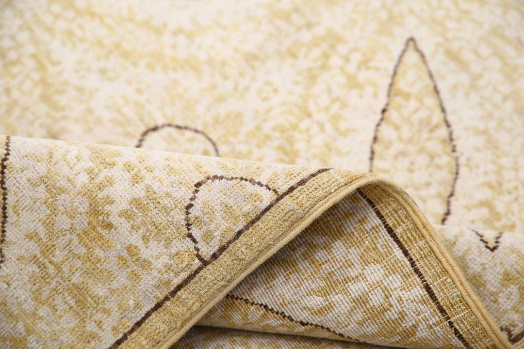 Hand Knotted Fine Artemix Wool Rug 8' 1" x 9' 8" - No. AT18599