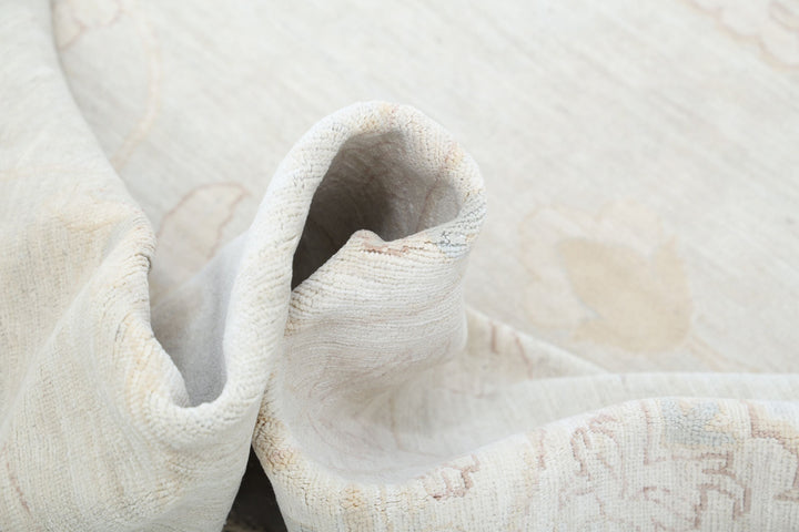 Hand Knotted Artemix Wool Rug 7' 8" x 7' 9" - No. AT55254