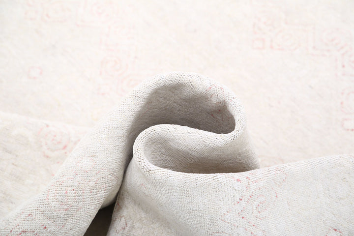 Hand Knotted Artemix Wool Rug 6' 0" x 8' 4" - No. AT36072