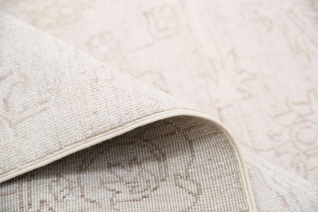 Hand Knotted Artemix Wool Rug 7' 11" x 9' 5" - No. AT23968