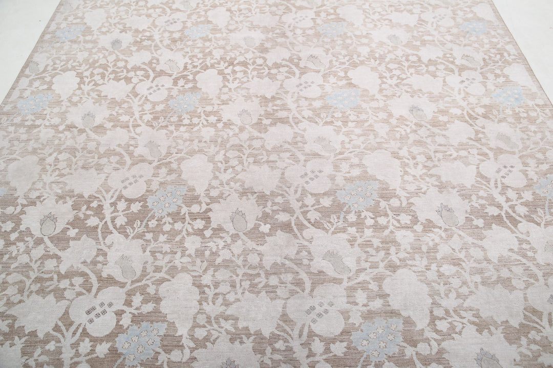 Hand Knotted Artemix Wool Rug 7' 8" x 10' 1" - No. AT89419