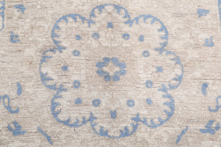 Hand Knotted Serenity Artemix Wool Rug 4' 10" x 7' 2" - No. AT41768