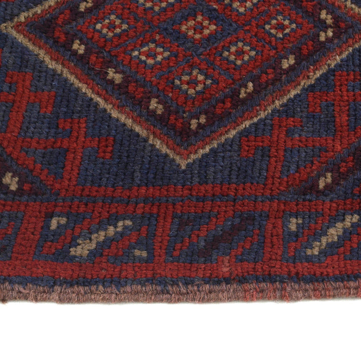 Mashwani Runner 2' 0" x 7' 7" - No. AL65108