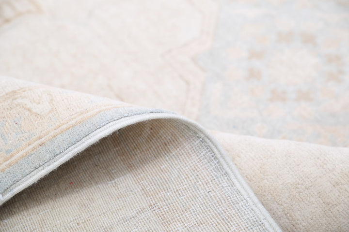 Hand Knotted Fine Mamluk Wool Rug 6' 3" x 9' 4" - No. AT76515