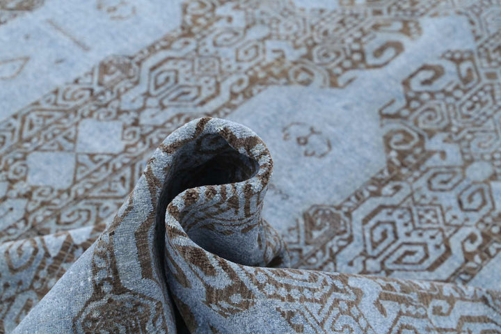 Hand Knotted Fine Artemix Wool Rug 8' 6" x 11' 2" - No. AT55897