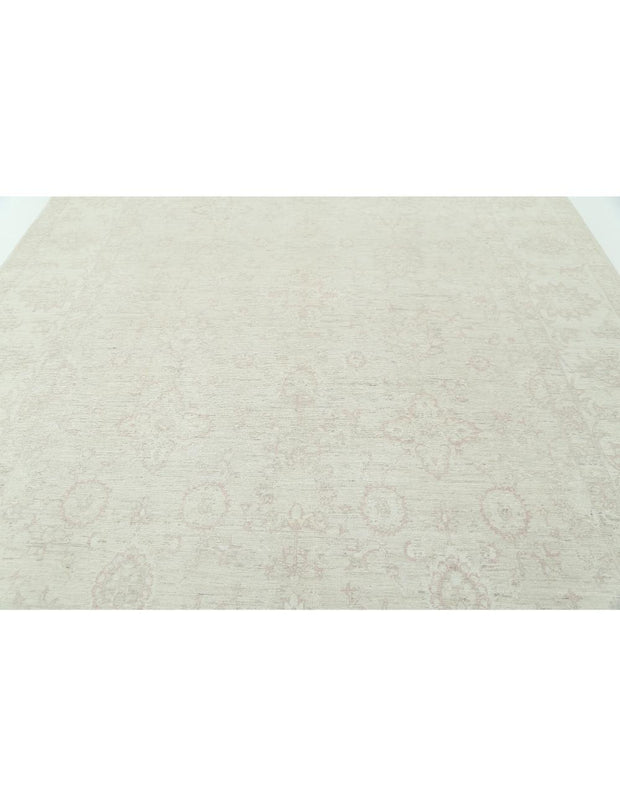 Hand Knotted Fine Serenity Wool Rug 8' 11" x 13' 1" - No. AT80674