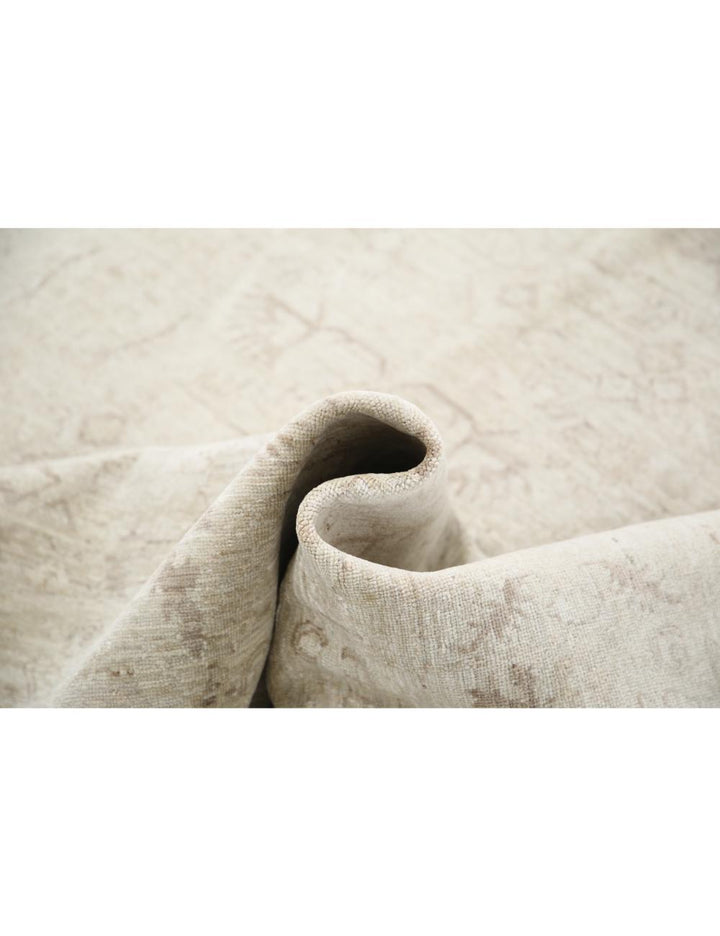 Hand Knotted Fine Serenity Wool Rug 7' 11" x 9' 6" - No. AT55646