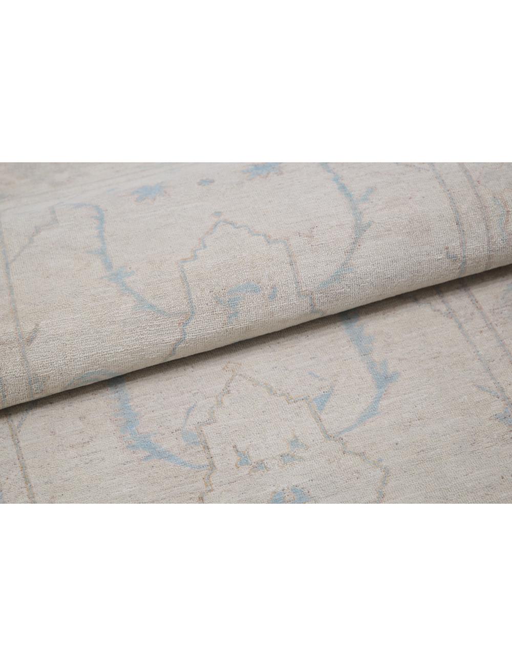 Hand Knotted Fine Serenity Wool Rug 3' 1" x 8' 10" - No. AT28571