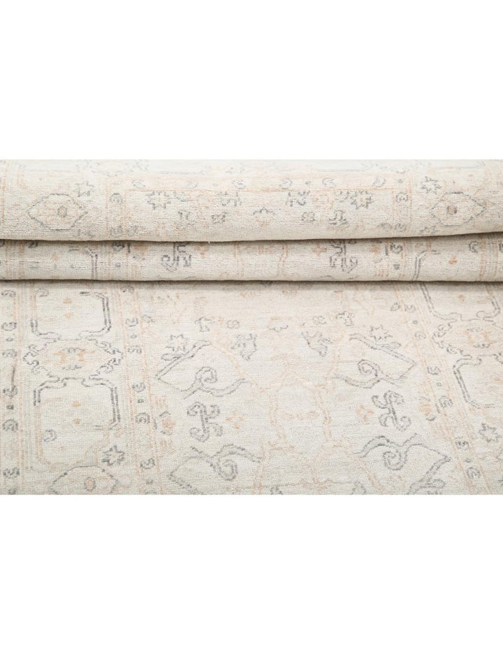 Hand Knotted Serenity Wool Rug 2' 11" x 7' 11" - No. AT23272