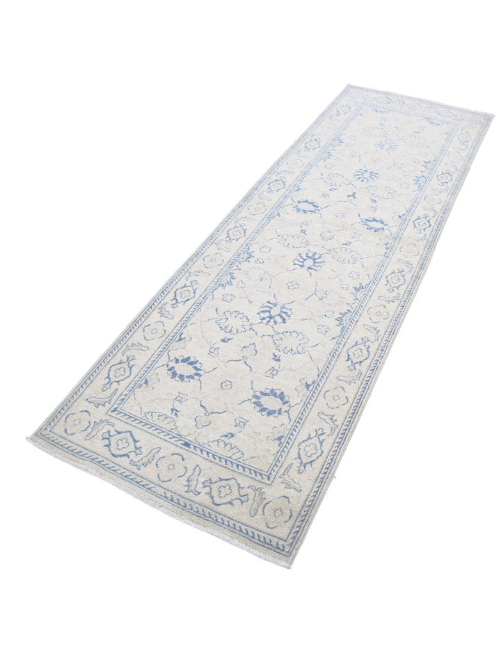 Hand Knotted Serenity Wool Rug 2' 7" x 8' 4" - No. AT48825