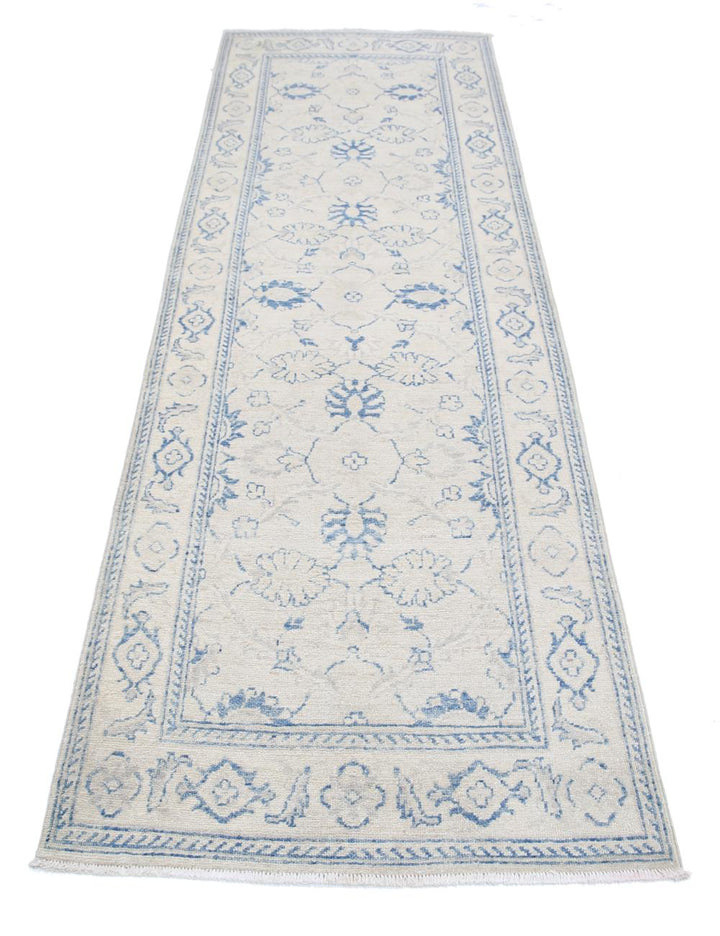 Hand Knotted Serenity Wool Rug 2' 7" x 8' 4" - No. AT48825