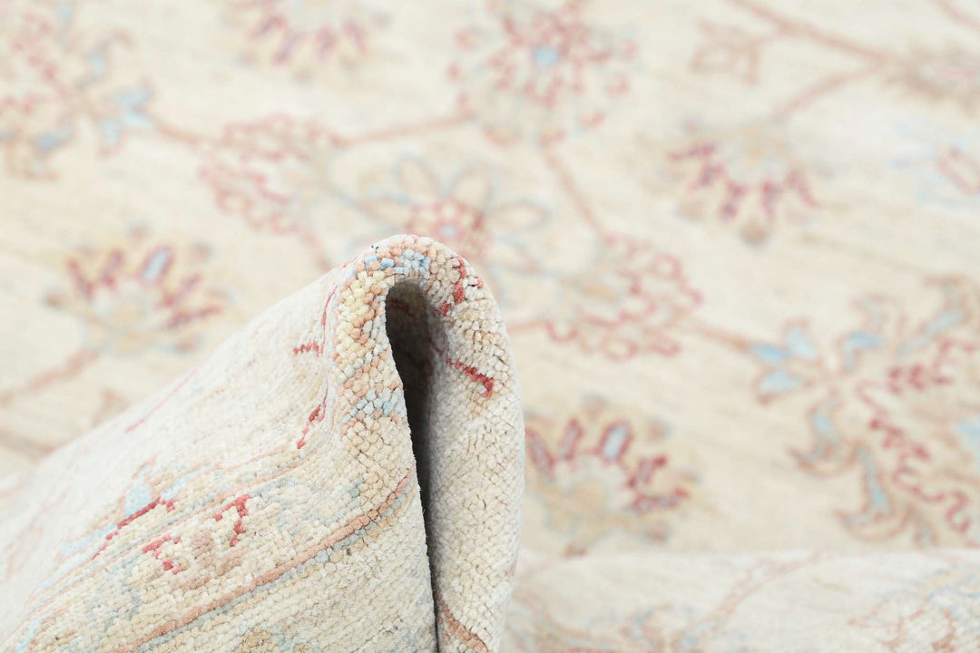 Hand Knotted Serenity Wool Rug 5' 7" x 7' 4" - No. AT70983