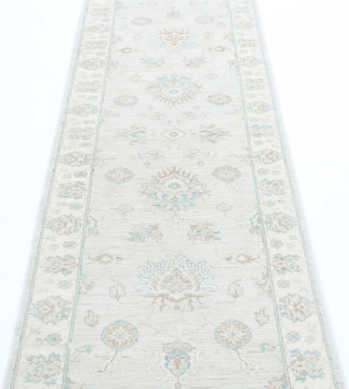 Hand Knotted Serenity Wool Rug 2' 6" x 7' 8" - No. AT89806