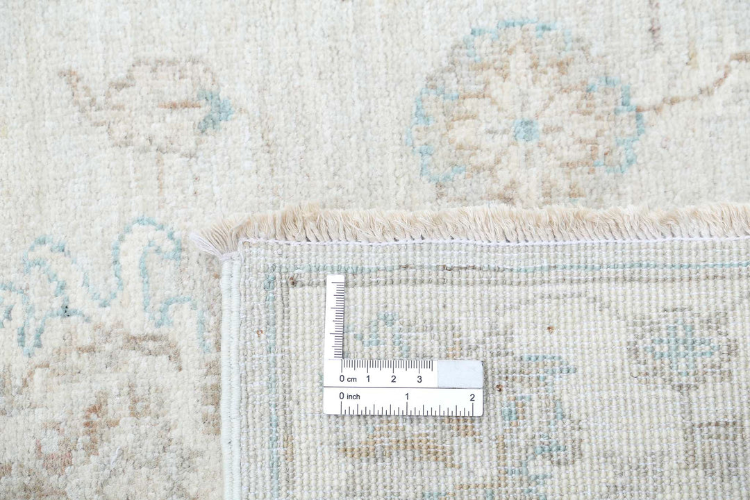 Hand Knotted Serenity Wool Rug 2' 6" x 7' 8" - No. AT89806
