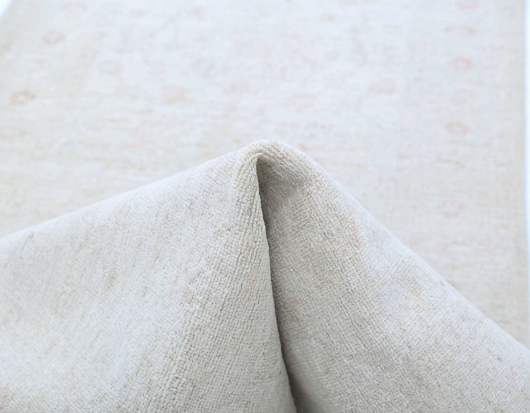 Hand Knotted Serenity Wool Rug 2' 9" x 12' 2" - No. AT46358