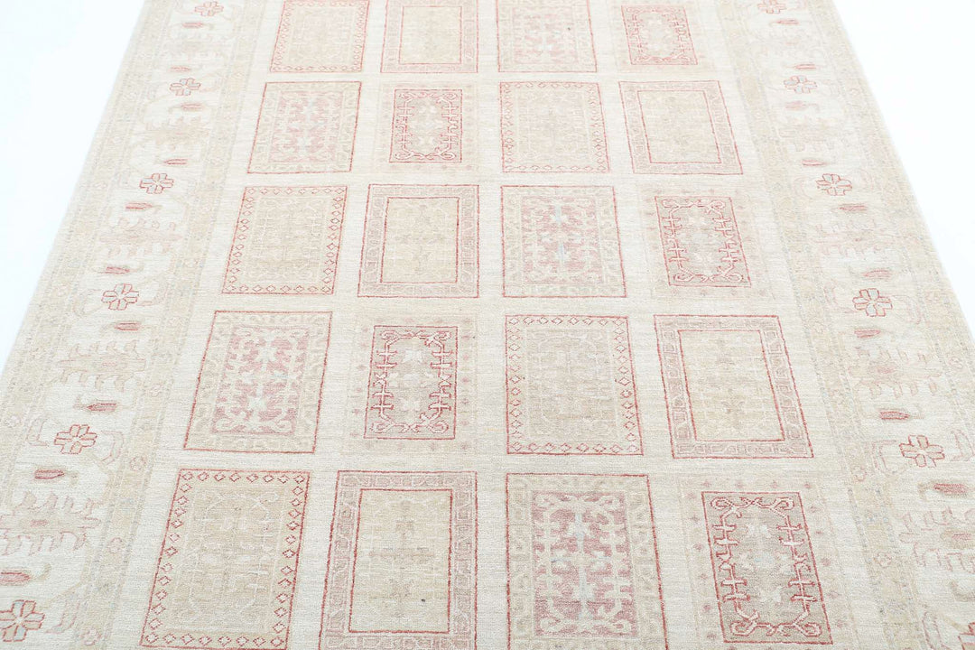 Hand Knotted Serenity Wool Rug 5' 6" x 7' 1" - No. AT92317
