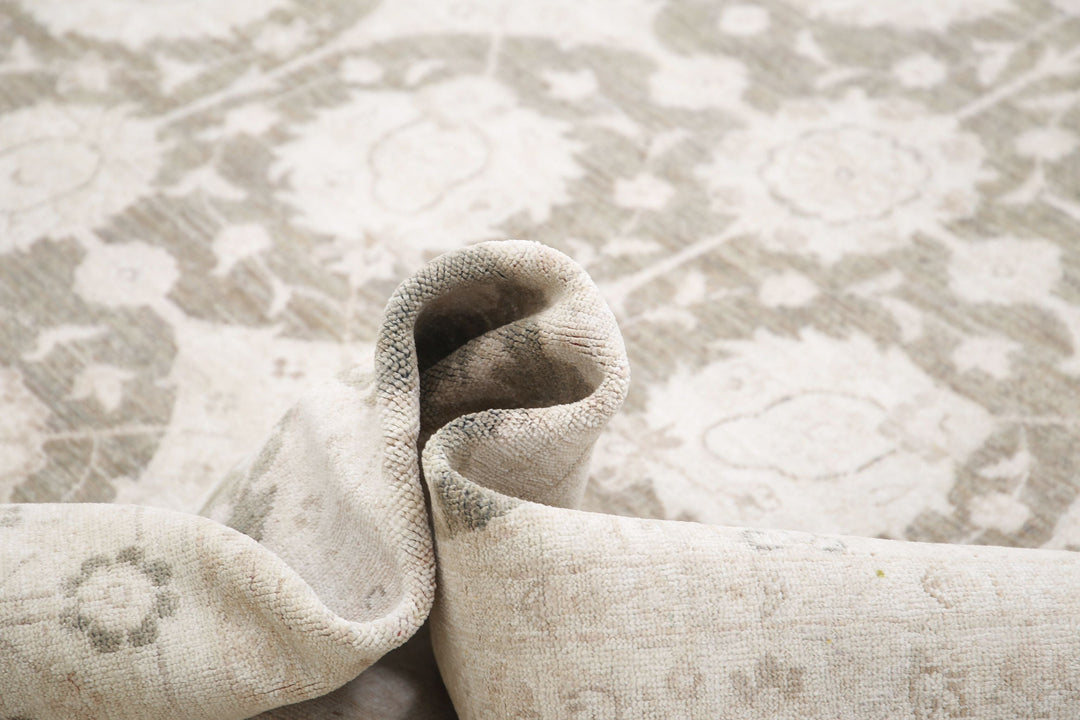 Hand Knotted Serenity Wool Rug 12' 3" x 17' 8" - No. AT84916