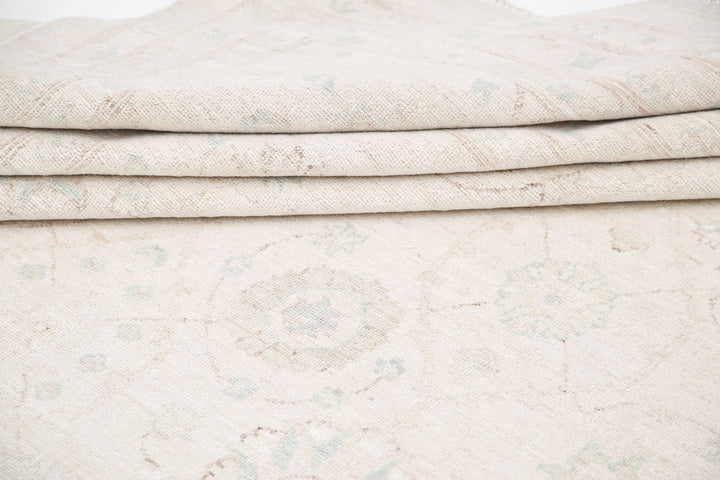 Hand Knotted Serenity Wool Rug 17' 0" x 23' 0" - No. AT58402