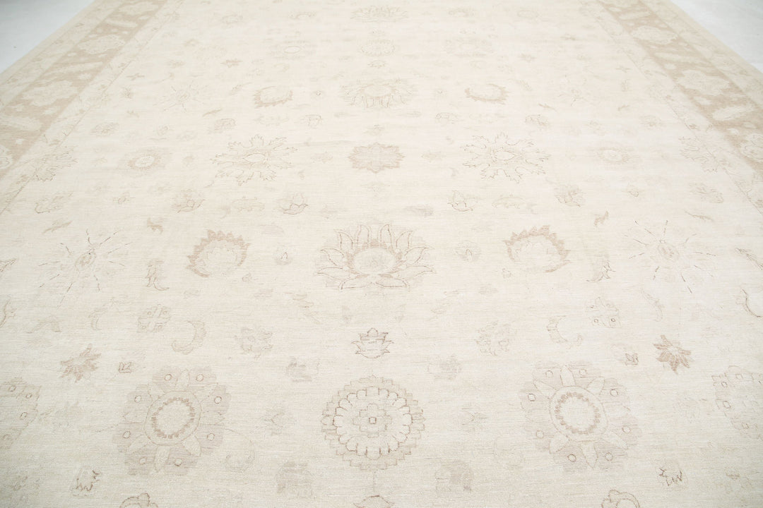 Hand Knotted Serenity Wool Rug 16' 0" x 23' 2" - No. AT44703