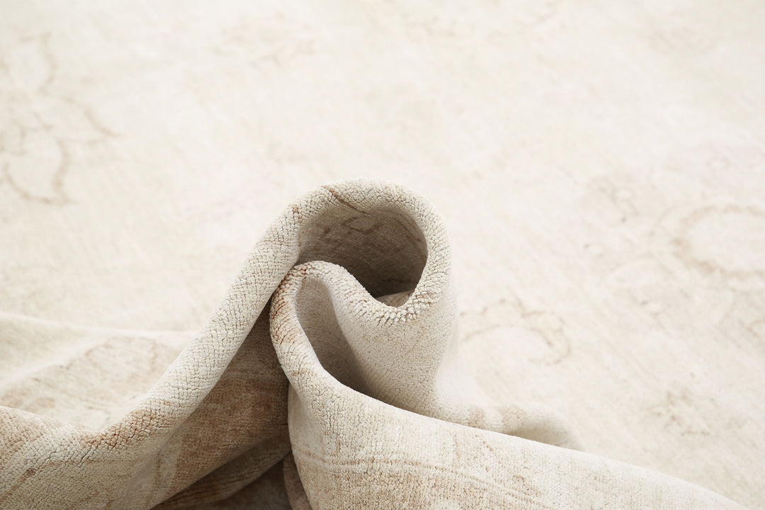 Hand Knotted Serenity Wool Rug 16' 0" x 23' 2" - No. AT44703