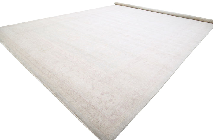 Hand Knotted Serenity Wool Rug 16' 5" x 27' 7" - No. AT32267