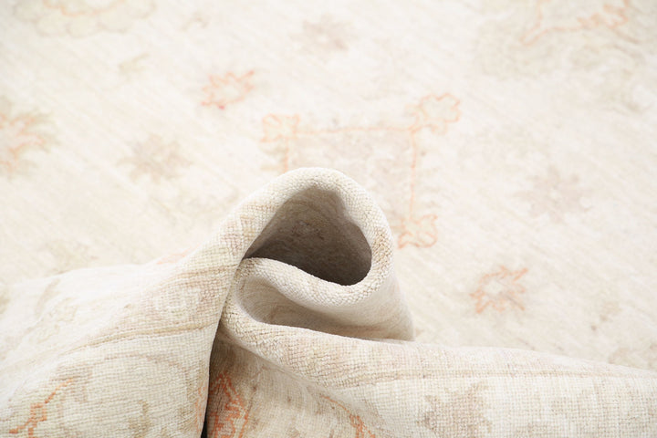 Hand Knotted Serenity Wool Rug 6' 6" x 7' 9" - No. AT94142