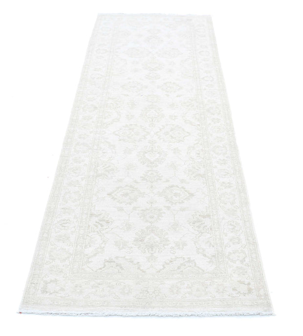 Hand Knotted Serenity Wool Rug 2' 7" x 8' 2" - No. AT32729