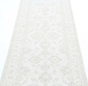 Hand Knotted Serenity Wool Rug 2' 7" x 8' 2" - No. AT32729