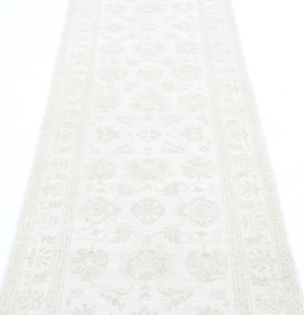 Hand Knotted Serenity Wool Rug 2' 6" x 8' 3" - No. AT23659