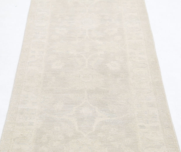 Hand Knotted Serenity Wool Rug 2' 7" x 8' 3" - No. AT79301