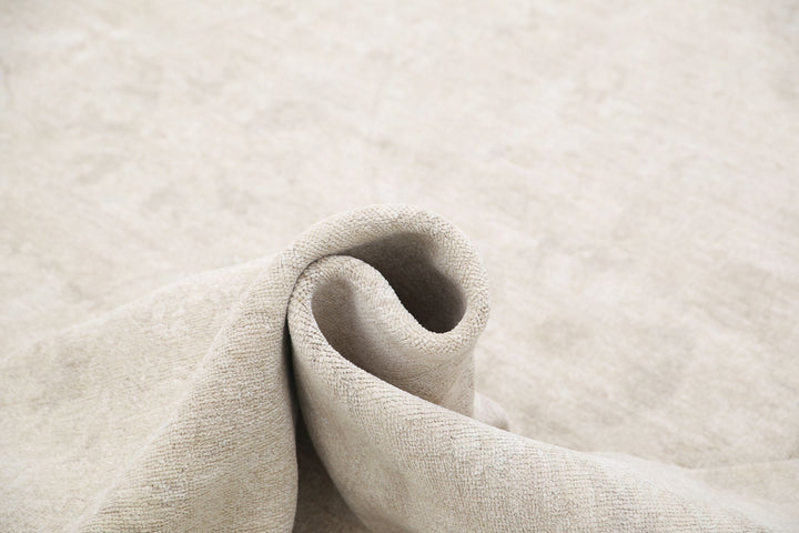 Hand Knotted Serenity Wool Rug 9' 9" x 13' 10" - No. AT88568