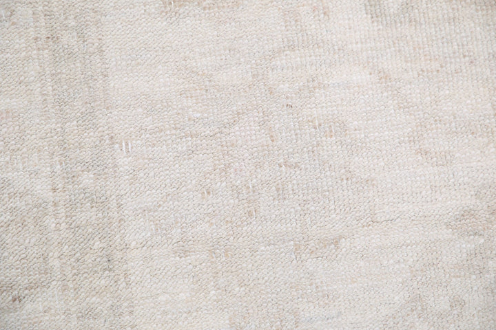 Hand Knotted Serenity Wool Rug 2' 6" x 9' 5" - No. AT32245