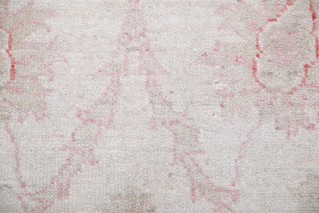 Hand Knotted Serenity Wool Rug 5' 4" x 7' 7" - No. AT30007