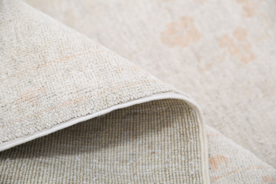 Hand Knotted Serenity Wool Rug 5' 10" x 16' 3" - No. AT86284