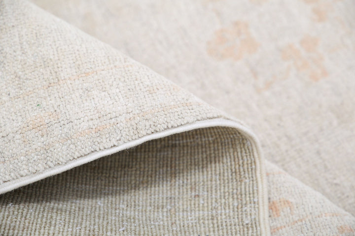 Hand Knotted Serenity Wool Rug 5' 10" x 16' 3" - No. AT86284