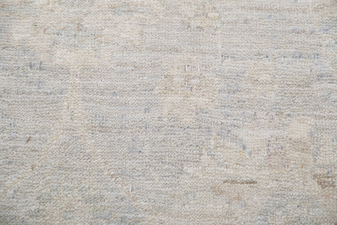 Hand Knotted Serenity Wool Rug 3' 11" x 14' 2" - No. AT34272