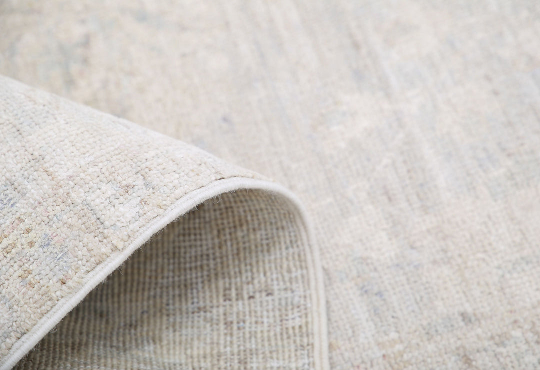 Hand Knotted Serenity Wool Rug 3' 11" x 14' 2" - No. AT34272