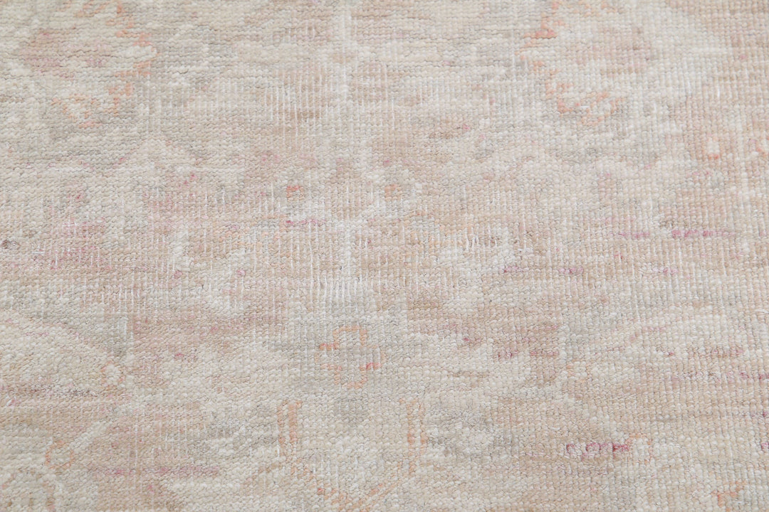 Hand Knotted Serenity Wool Rug 2' 6" x 6' 8" - No. AT50183