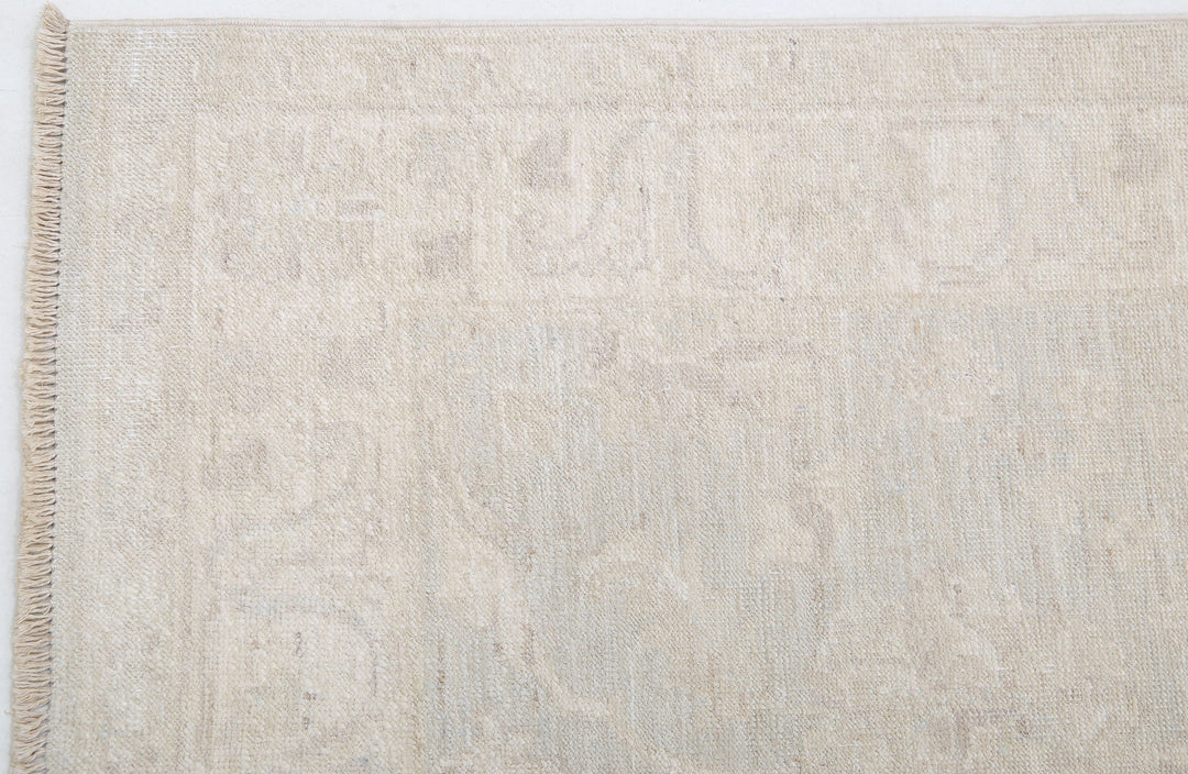 Hand Knotted Serenity Wool Rug 2' 7" x 8' 5" - No. AT30724