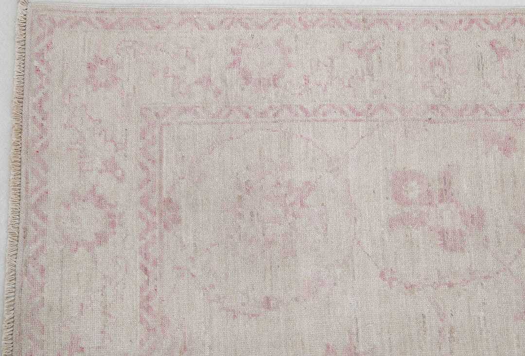 Hand Knotted Serenity Wool Rug 3' 10" x 5' 9" - No. AT44471