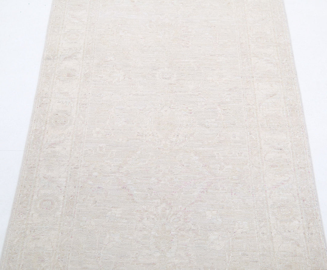 Hand Knotted Serenity Wool Rug 2' 6" x 8' 2" - No. AT87623